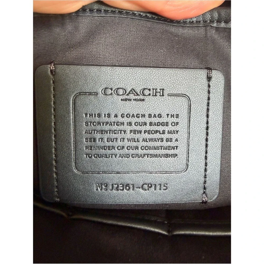 Coach Beck Messenger Crossbody Bag in Signature Pebble Leather Black CP115